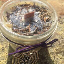 Norns Weavers Of Fate Candle Beeswax, Rutilated Quartz, Icelandic Moss - thumbnail 1