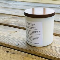 Minthe, All Natural Wooden Wick Soy Candle, Eco Friendly, Vegan, Recycled Bottle - thumbnail 3
