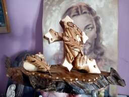 Praying Hands, Cross, Christians Gift, Wooden Sculpture, Feathers, Unique Wood Carving, Sculpture, Heart, Heart, Home Decor - thumbnail 1