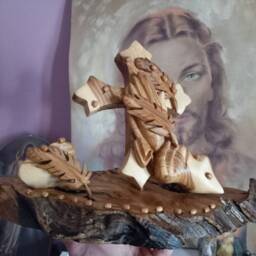 Praying Hands, Cross, Christians Gift, Wooden Sculpture, Feathers, Unique Wood Carving, Sculpture, Heart, Heart, Home Decor - thumbnail 4