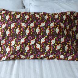 Brown Monkey Face, Hearts & Peace Signs Print Flannel Pillow Case - Standard Size - Free Us Shipping - thumbnail 2