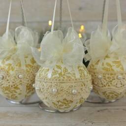 Vintage Style Christmas Baubles Gold Holly Lace Ornaments - thumbnail 2