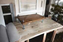 "24"" Cids Monitor Stand Pine 1"