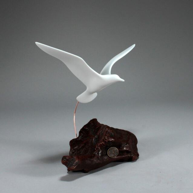 Seagull Sculpture By John Perry Wings U Version 9In Wingspan Decor Statue - image 1