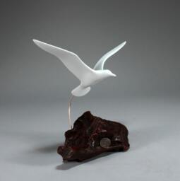Seagull Sculpture By John Perry Wings U Version 9In Wingspan Decor Statue - thumbnail 1