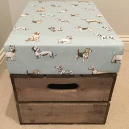 Clarke & Best in Show Fabric Wooden Vintage Style Reproduction Apple Crate Storage Seat/Footstool With A Padded Fabric Lid - thumbnail 2