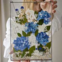 Pressed Hydrangea Flower Wall Art Stained Glass Suncatcher - thumbnail 2