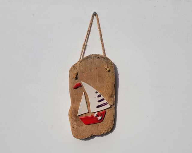 Character Nautical Driftwood & Ceramic Boat Wall Hanging Plaque Shabby Chic - image 1