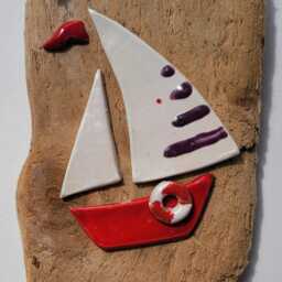 Character Nautical Driftwood & Ceramic Boat Wall Hanging Plaque Shabby Chic - thumbnail 3