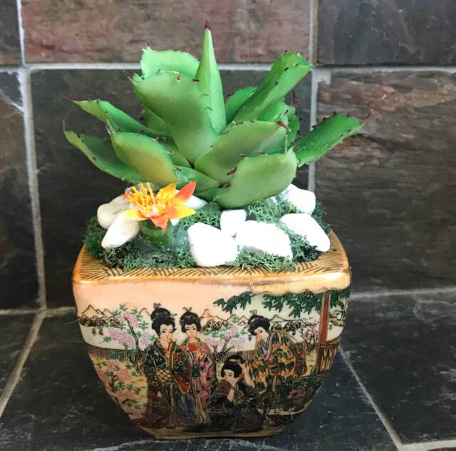 Artificial Green Grass Succulent Planter in A Satsuma Bowl With Geishas - image 1