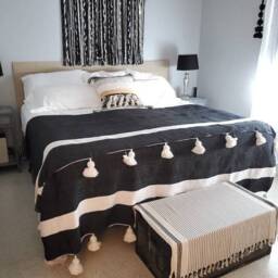 Moroccan Beauty Handwoven Blanket - Artisan Crafted, Cozy Comfort, Perfect For Home. From Morocco.