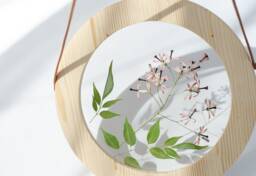 Pressed Flower Frame - Round Framed Wall Decor 8 - thumbnail 1