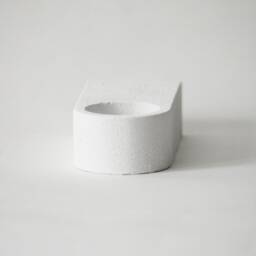 Candle Holder Arch in Sandblasted White Concrete - thumbnail 2