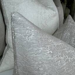 "Grey Lumbar Pillow Cover, Luxury Designer Cushion Modern Bed Scatter Rectangle Size 12"" X 20" - thumbnail 2