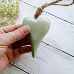 Small Green Tapered Mango Wooden Hanging Heart Decoration - Thehomeandheartsshop Rustic Shabby Wall Decor Gift Wedding Christmas - thumbnail 3
