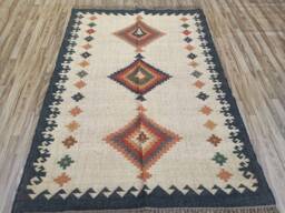 Hand Woven Wool Jute Rug Bohemian Kilim Design
