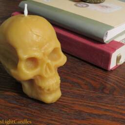 Large Skull Candle 100% Natural Beeswax - Glows in The Dark/Halloween Horror & Scary Human Frightening Handmade Usa - thumbnail 2