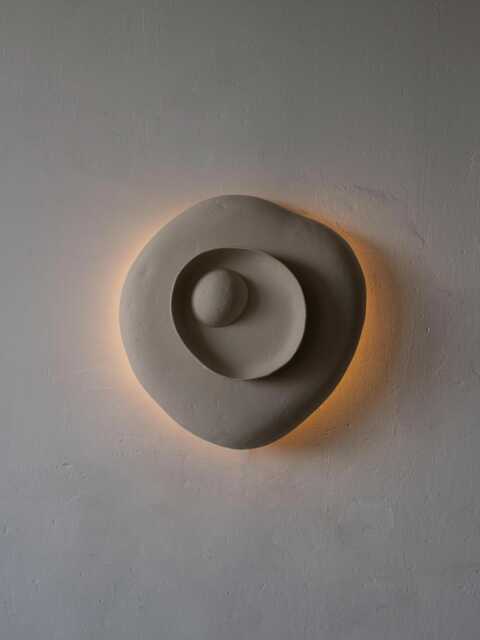 Organic Wall Sconce - Sculptural White Paper M??ch?? Lamp - image 1