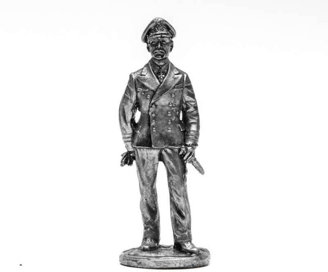 54mm Soldier Germany. Captain Krieger Marine Buttner 132 Tin Castings - image 1