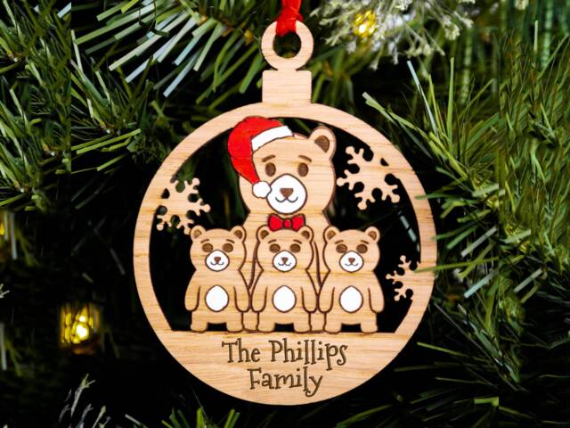 Single Dad Family Christmas Tree Decoration, Bears, Personalised Engraved Bauble, Secret Santa Stocking, 3 Children Kids Son Daughter Daddy - image 1