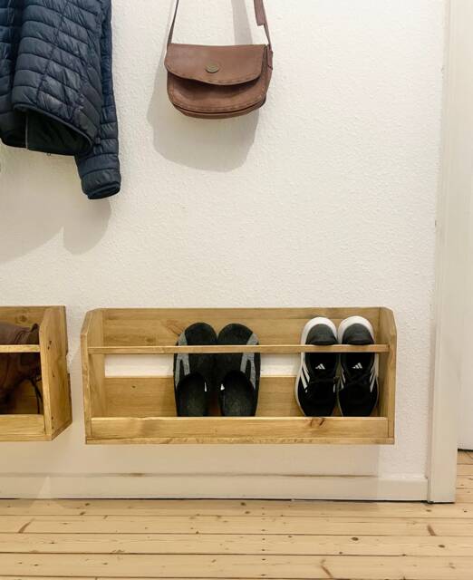Shoe Rack Made Of Sustainable Wood With An Oak Finish - Hallway Country-Style Shoe Storage - image 1