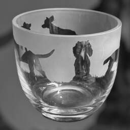 Working Cocker Candleholder - Crystal Glass Candleholder With Working Cocker Spaniel Frieze Design - Perfect For Ball Or Pillar Candle - thumbnail 2