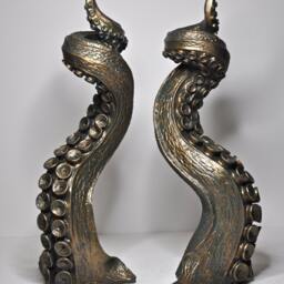Tentacle Candlestick Holder, Pair, Hand Sculpted Resin - Octopus Lovecraftian Candle For Nautical Gift & Gothic Home Decor - thumbnail 3