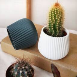 Set Of 2 - Nordic Style Plant Based Plastic Planters , Succulent Planter, Home Decor, Simple Gift, Gift Idea, Terrarium - thumbnail 2