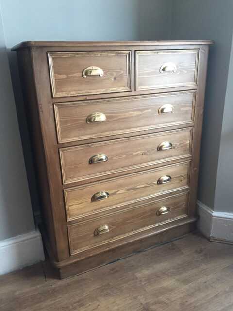 Chest Of Drawers - 2 Over 4 Victorian Style Waxed