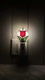 Vintage Reproduction Tulip Stained Glass Nightlight