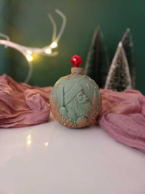 Handmade Christmas Ball Candle Soy & Bee Wax Home Decor - image 1