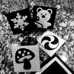 Montessori Newborn Felt Cards Black & White Baby Visual Stimulation