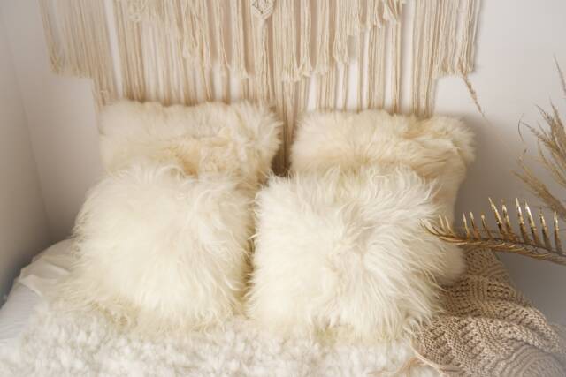 On Sale Beautiful Natural Creamy White Real Sheepskin Decorative Cushion Both Side Fur Scandinavian Style Icelandic Pillow - image 1