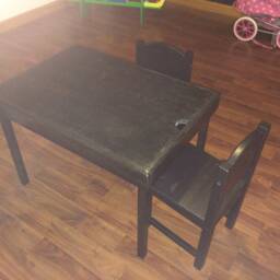 Children's Table - thumbnail 2