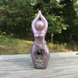 Airmid Story Goddess Sculpture - Statue, Figurine, Celtic, Healing Goddess, Herbal Healing - thumbnail 3