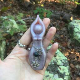 Airmid Story Goddess Sculpture - Statue, Figurine, Celtic, Healing Goddess, Herbal Healing - thumbnail 4