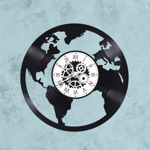 33 Rpm Vinyl Record Clock The World Theme - World - image 1
