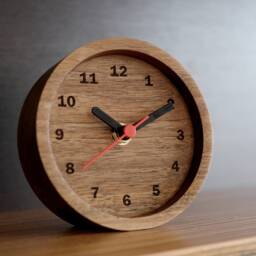 Handmade Walnut Wood Desk Clock 11cm Table Clock - thumbnail 3