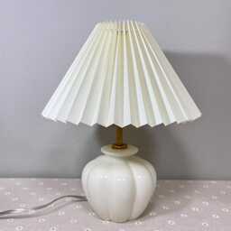 Handmade Cream Pleated Table Lamp Ivory Ceramic Bedside Light - thumbnail 2