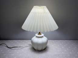 Handmade Cream Pleated Table Lamp Ivory Ceramic Bedside Light - thumbnail 1