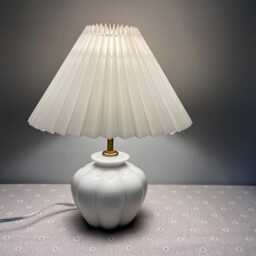 Handmade Cream Pleated Table Lamp Ivory Ceramic Bedside Light - thumbnail 4