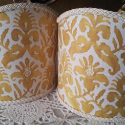 Pair Of Wall Sconce Clip-On Shield Shades Fortuny Fabric Yellow & White Delfino Pattern Half Lampshade - Handmade in Italy - thumbnail 4