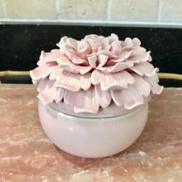 Candle Jasmine Scented Soy Wax Aroma Therapy in Pink Floral Container With Lid - thumbnail 3