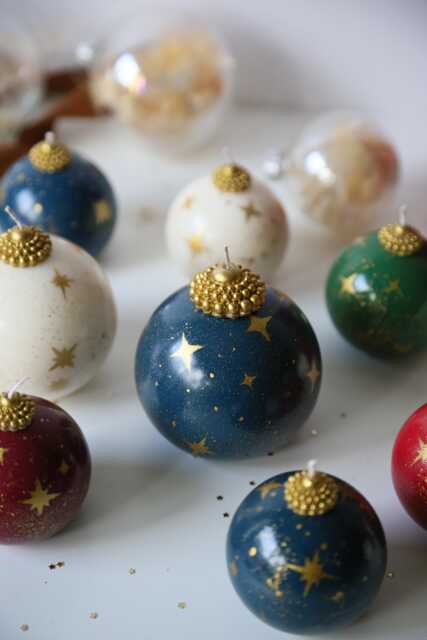 Hand-Painted Galaxy Bauble Candle Soy Wax Christmas Ornament - image 1