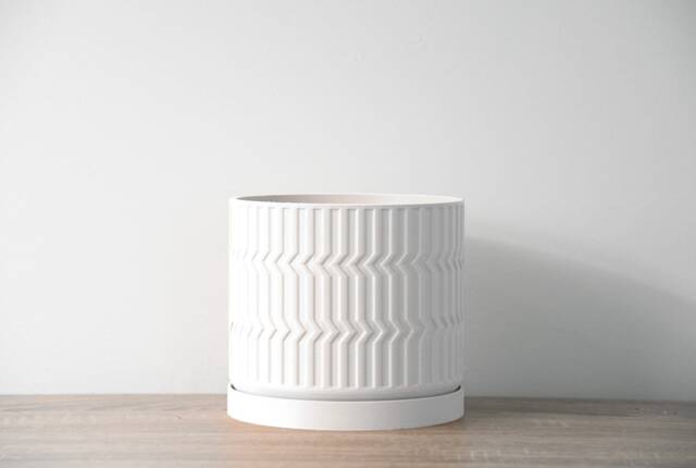 "Mabel Planter With Drainage & Saucer in White, Boho 3D-Printed Plant Pot, Small To Large Sizes 4"" 5"" 6"" 7"" 8" - image 1