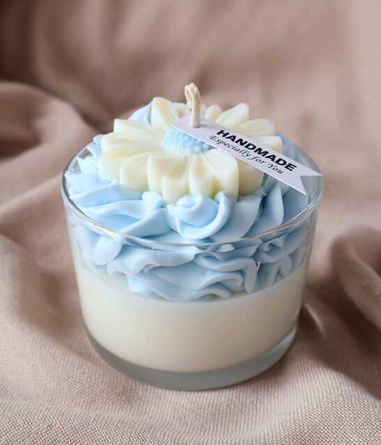 Cream Daisy Flower Soy Candle, Relaxing Home Decor, Natural Scented Floral Aromatherapy Candle For Gift, Ice - image 1