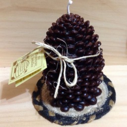 Scented Blue Spruce Beeswax Pinecone Candle, 5.25 - thumbnail 2