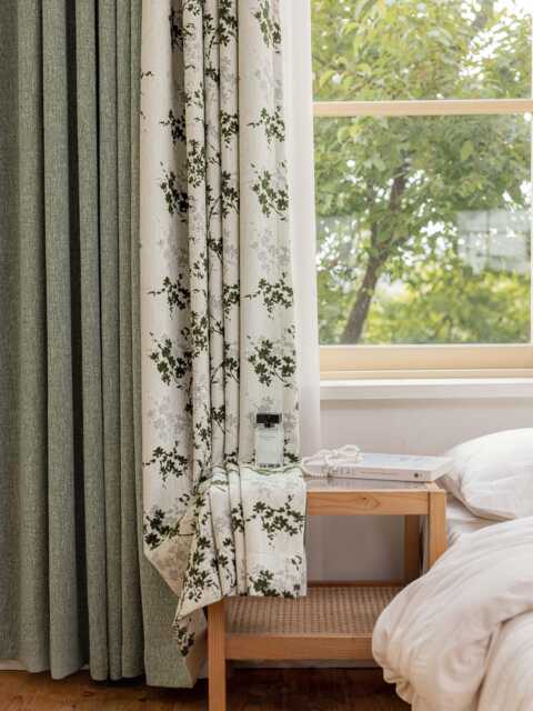 Minnie Linen Blend Curtain, Room Darkening Custom Thermal Green Curtain For Bedroom & Livingroom, 1Pc - image 1