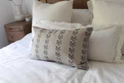 Farmhouse Cushion in Cotton, Neutral Beige Lumbar Pillow 50x30cm - thumbnail 1