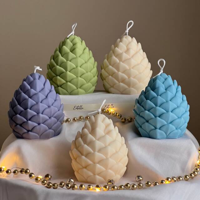 Handmade Pine Cone Soy Candle Christmas Home Decor - image 1